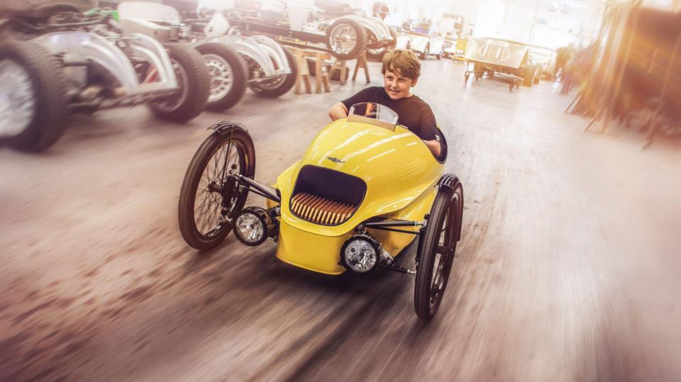 Morgan EV3 Junior, elektrická tříkolka pro děti.